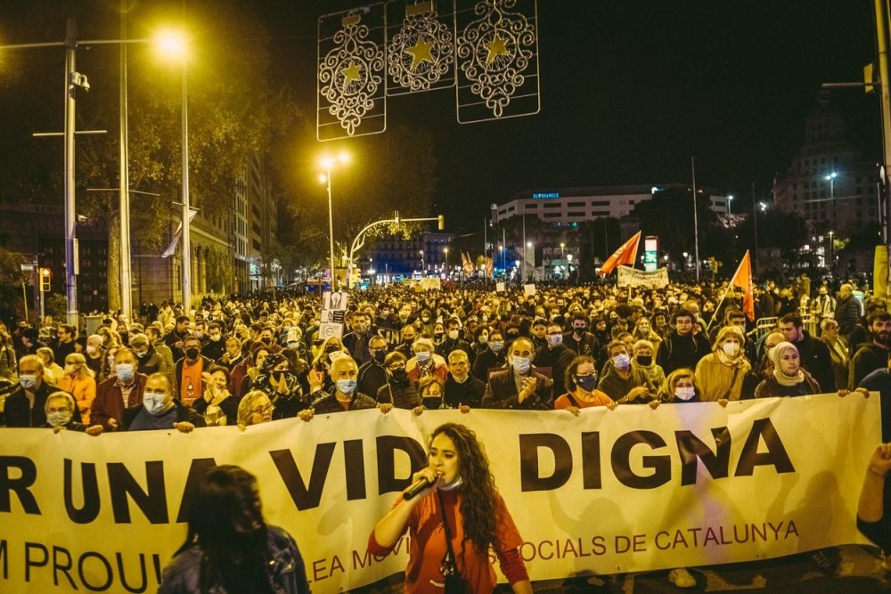 Proteste masive în Barcelona, după majorarea preţurilor la energie. „Ne jefuiesc la propriu"